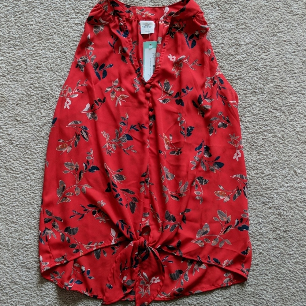 NWT Kaileigh Tie Front Tank Top Red Small